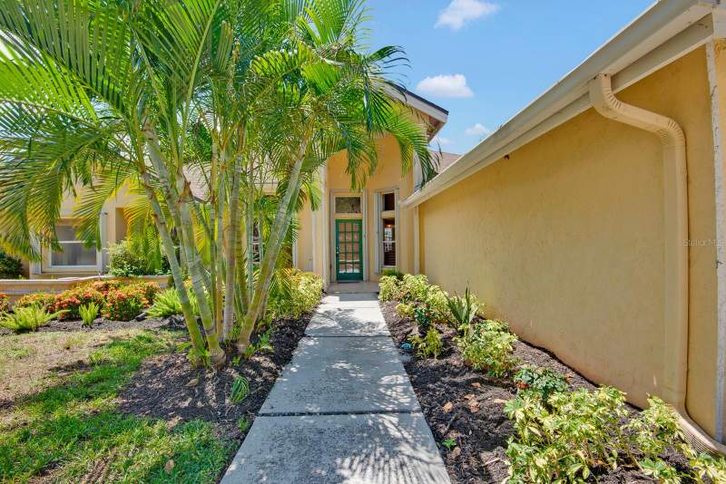 3 bedroom Single Family Residence at 5410 61st St E, River Landings Bluffs Ph I, Bradenton — photo 2