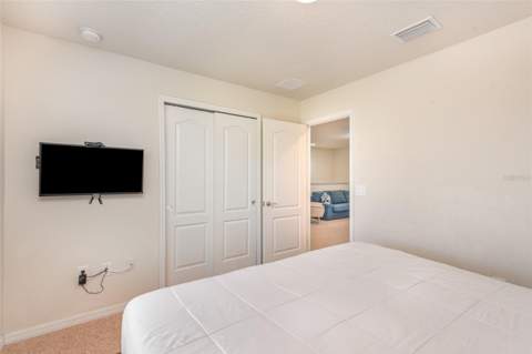 9025 Rhodes Street, Kissimmee FL - photo 18 of 43