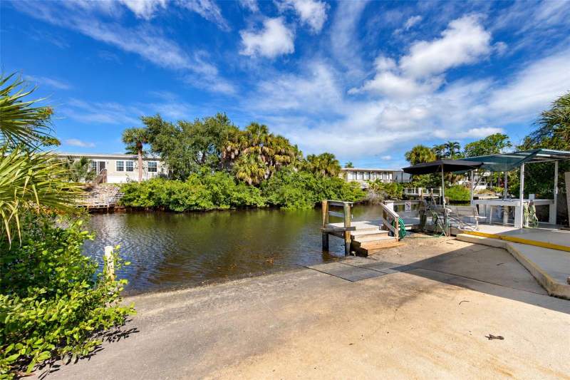 1 bedroom Manufactured Home at 39 Crown Point Drive, Kings Gate Sec I, Nokomis — photo 3