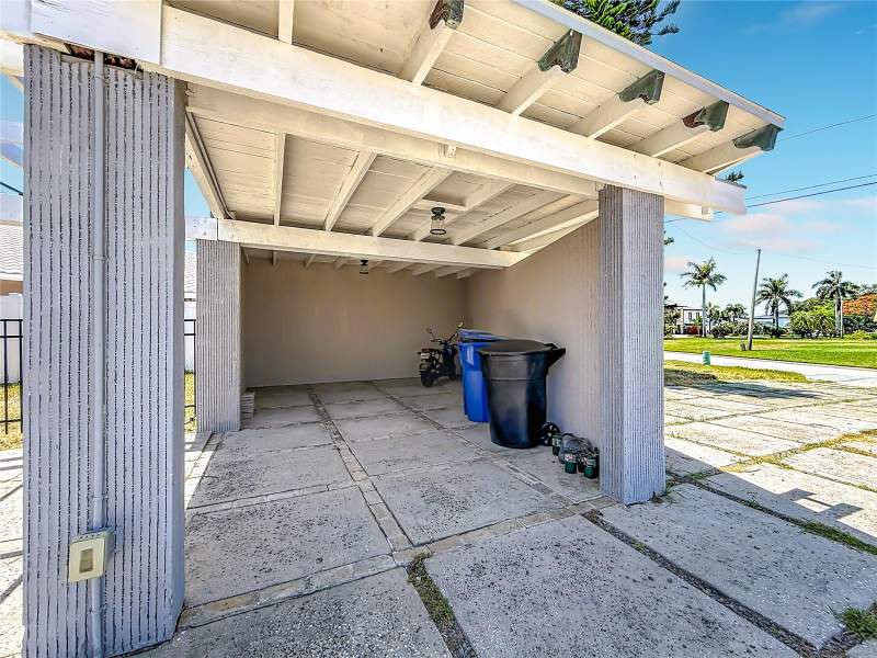 4 bedroom Single Family Residence at 7905 11th Avenue, South Cswy Isle Yacht Club 3rd Add, St Petersburg — photo 5