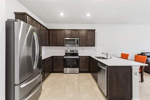 6910 Reverie Park Ave Street, Orlando FL - photo 11 of 37