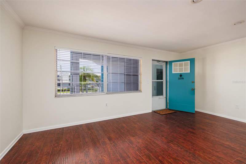 2 bedroom Condominium at 1893 Shore Drive #209, Shore Plaza Bldg, South Pasadena — photo 4