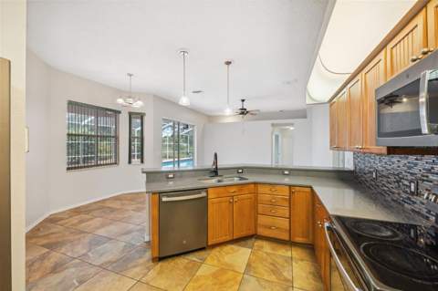 9104 Water Hazard Drive, Hudson FL - photo 18 of 60