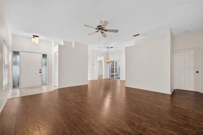 3 bedroom Single Family Residence at 11206 Purple Plum Court, Parkview North, Orlando — photo 2