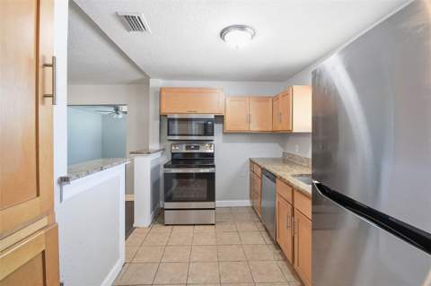 1410 E Waters Avenue, Tampa FL - photo 13 of 38