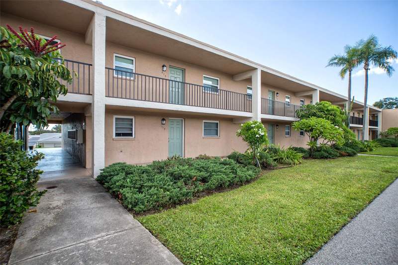 Oakhurst Garden Apartments Condo