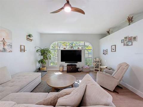 3365 Indian River Street, Spring Hill FL - photo 7 of 38
