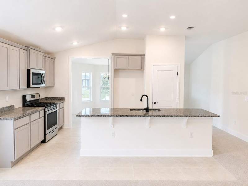 3 bedroom Single Family Residence at 1643 Ann Rose Way, Arbor Park, Leesburg — photo 4
