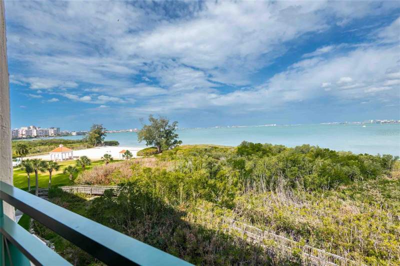4737 DOLPHIN CAY LANE #407 home for sale in Dolphin Cay