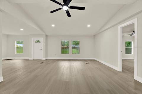 5801 Myrtle Lane, Tampa FL - photo 7 of 32