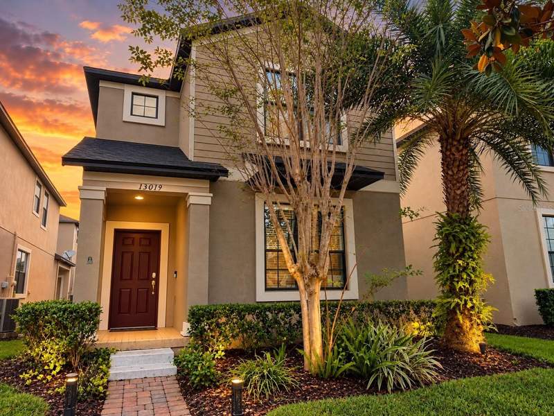 13019 GARRIDAN AVENUE home for sale in Windermere Sound