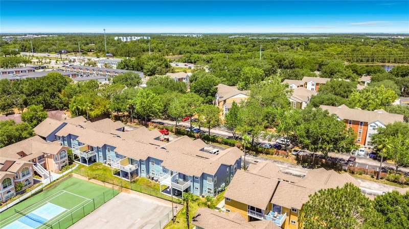 3 bedroom Condominium at 8716 Rain Forest Place #A, Villas At Island Club Ph 10, Kissimmee — photo 4