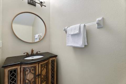 3623 Parkridge Circle #11-104, Sarasota FL - photo 13 of 48