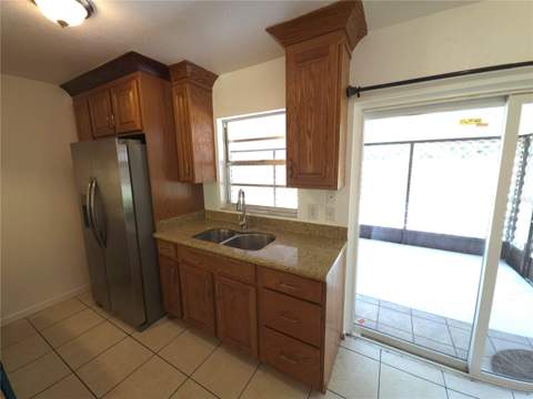 5809 Half Moon Lake Road, Tampa FL - photo 6 of 20