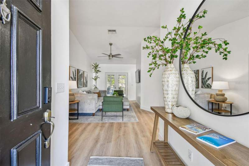 3 bedroom Single Family Residence at 380 Fernshire Court, Wexford Leas-Unit 3, Palm Harbor — photo 2