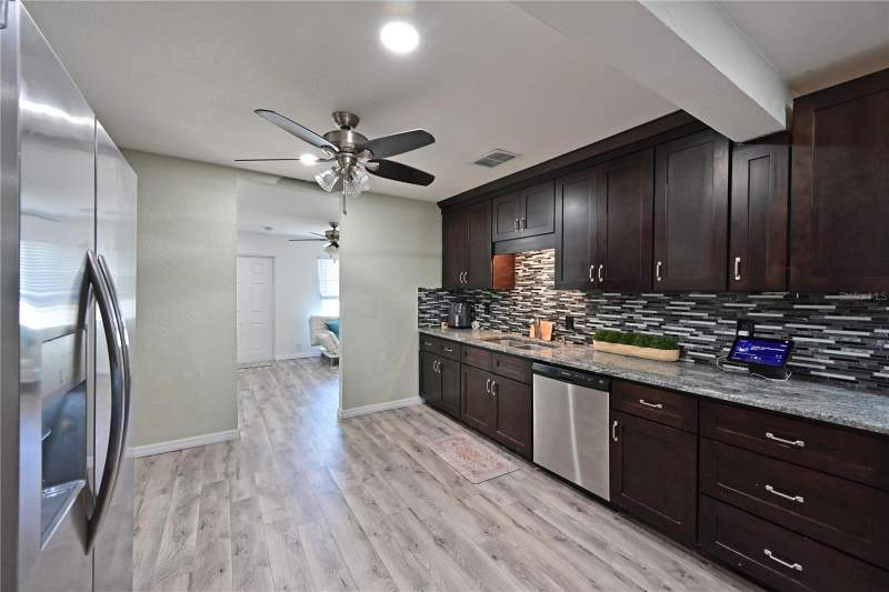 4 bedroom Single Family Residence at 1423 12th Avenue, Ardmore, Palmetto — photo 3