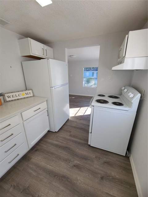 4214 E Palifox Street, Tampa FL - photo 7 of 27