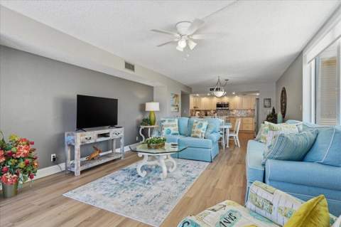1430 Gulf Boulevard #407, Clearwater Beach FL - photo 6 of 54