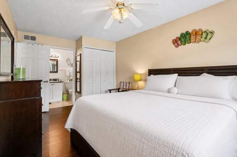 9902 Turf Way #6, Orlando FL - photo 10 of 21