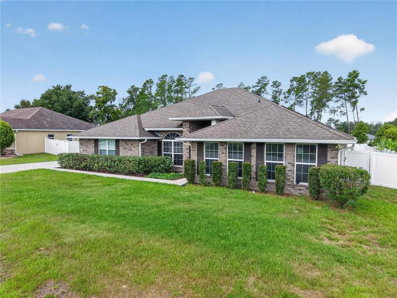 4 bedroom Single Family Residence at 9636 SW 40th Terrace, Kingsland Country Estate, Ocala — photo 2
