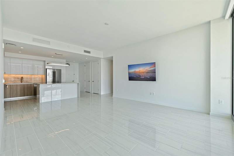 3 bedroom Condominium at 400 Central Avenue #1105, 400 Central, St Petersburg — photo 5
