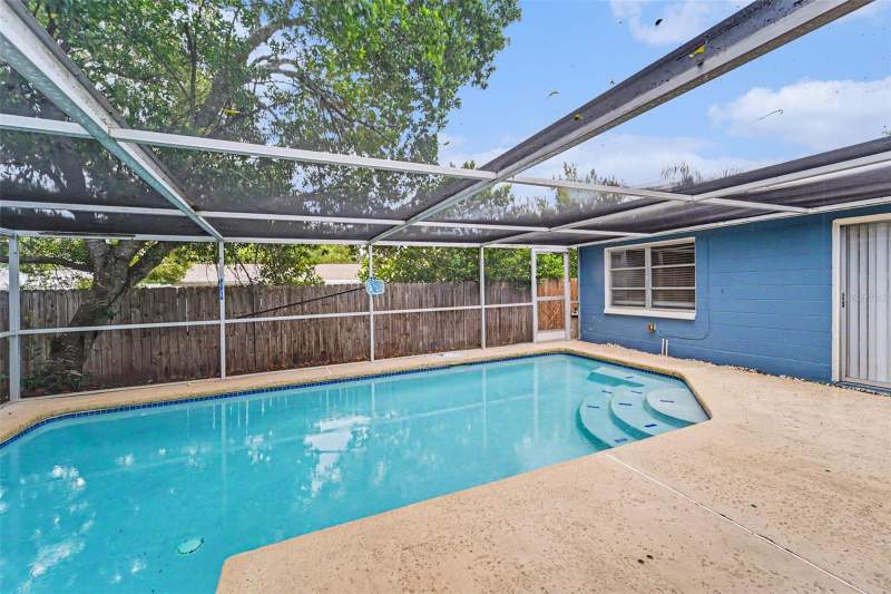 3 bedroom Single Family Residence at 9540 Rainbow Lane, Regency Park, Port Richey — photo 3