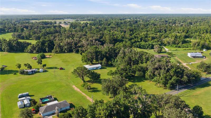 3 bedroom Mobile Home at 4950 SE 112th Street Road, Belleview, Belleview — photo 5
