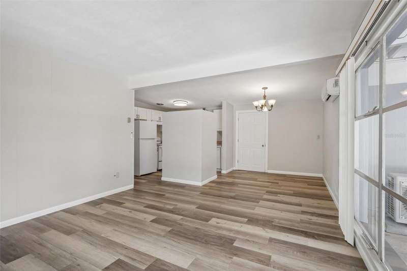 3 bedroom Single Family Residence at 2117 BARCELONA DRIVE, SUNSET GARDENS, CLEARWATER — photo 4