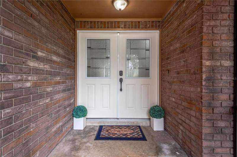 4 bedroom Single Family Residence at 1447 Monte Lake Drive, Bloomingdale Sec W, Valrico — photo 2
