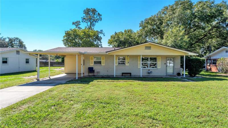 3 bedroom Single Family Residence at 455 Lyle Parkway, Millers Manor Pb 42 Pg 45 Blk A E 74 Ft Of W 523 F, Bartow — photo 2