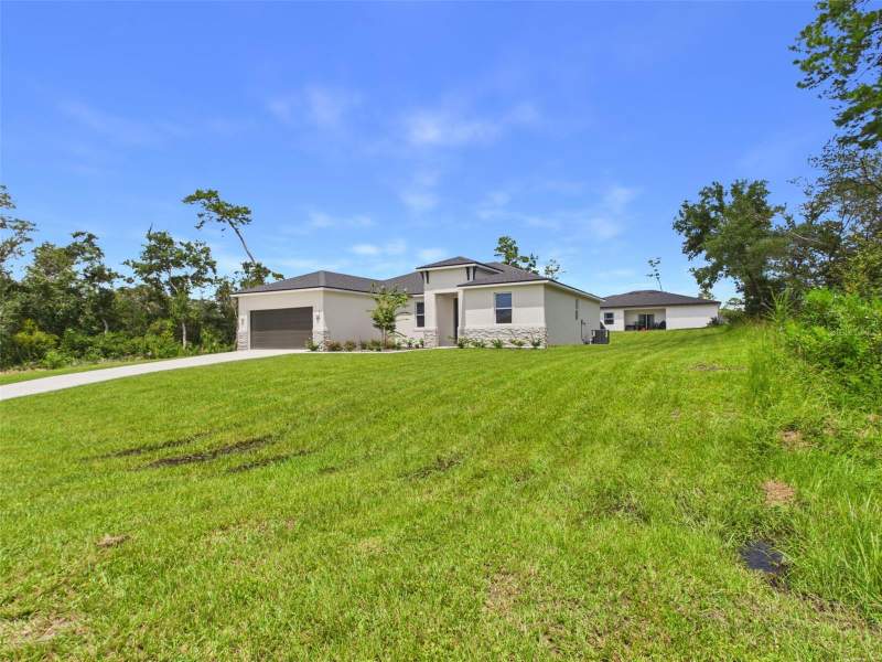 4 bedroom Single Family Residence at 4001 SW 158th St Road, Marion Oaks Unit 5, Ocala — photo 2