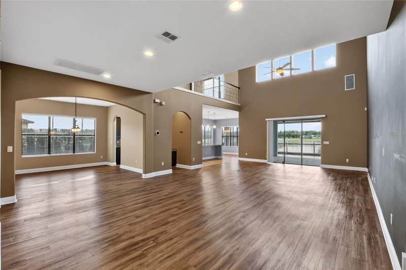 5 bedroom Single Family Residence at 1350 Heritage Landings Drive, Landings At Heritage On Water, Lakeland — photo 5