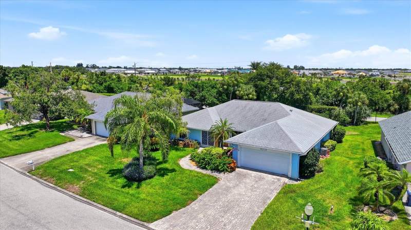 3 bedroom Single Family Residence at 5015 86th Street Court, Bay Lake Estates Ph I, Bradenton — photo 3