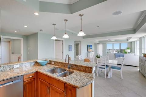 1640 Summerhouse Lane #40, Sarasota FL - photo 16 of 77