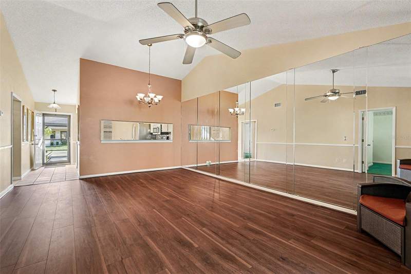 2 bedroom Condominium at 38345 Cottonwood Place #38345, Driftwood Zephyrhills, Zephyrhills — photo 3