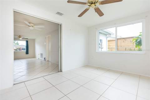 1447 Weyford Lane, Holiday FL - photo 13 of 39
