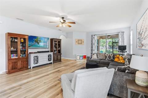 15518 Fountain Cove Court, Winter Garden FL - photo 17 of 64