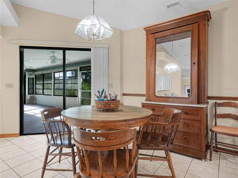 5657 Bloomfield Boulevard, Lakeland FL - photo 9 of 32