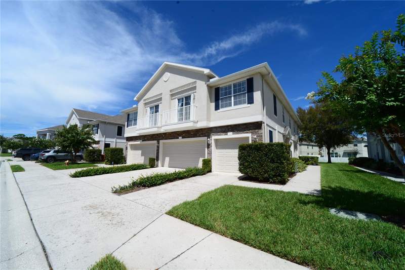 2 bedroom Townhouse at 2328 Tanbark Ridge Place, Walden Woods Rep, Plant City — photo 3