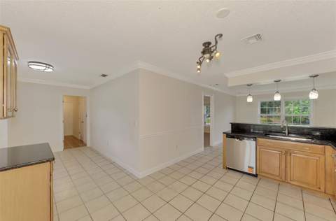 11036 Jacqueline Avenue, Englewood FL - photo 23 of 49