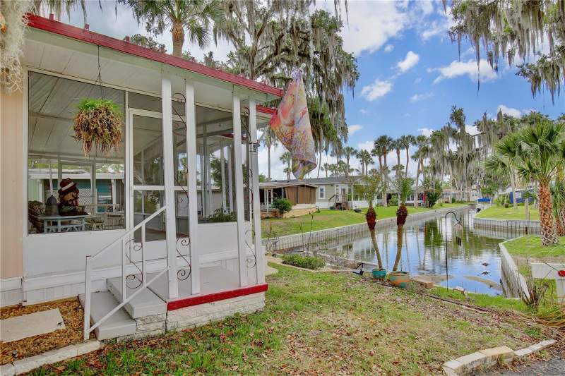 2 bedroom Mobile Home at 105 Canal View, Eustis Country Club Manor Mhp Unit 02A, Eustis — photo 5