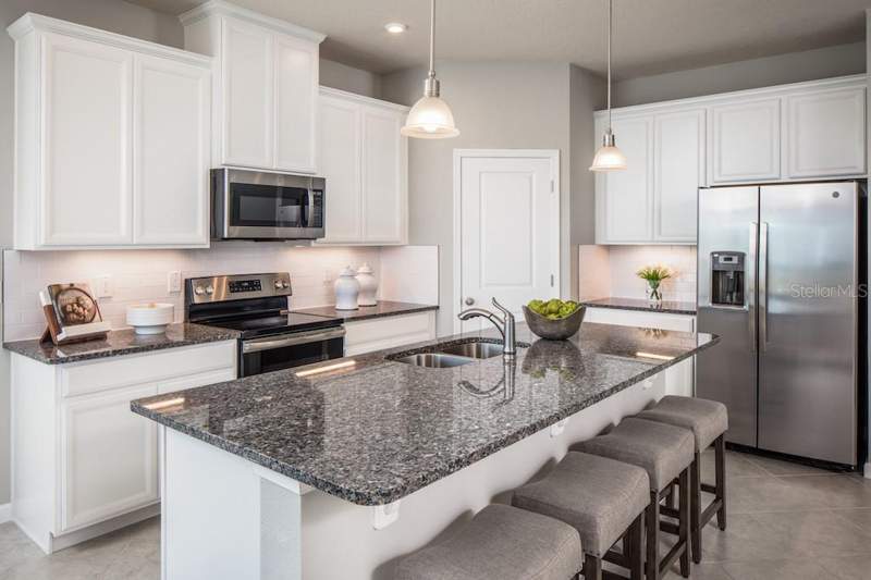 3 bedroom Single Family Residence at 2194 GREAT EGRET CIRCLE, RESERVE AT LAKE MEADOWS, OCOEE — photo 5