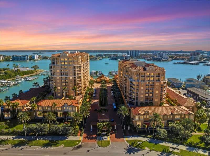 Belle Harbor Condo
