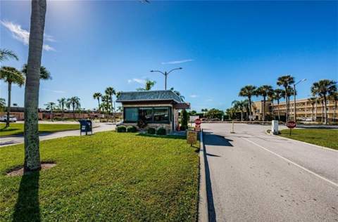 1 Boca Ciega Point Boulevard #314, St Petersburg FL - photo 21 of 66