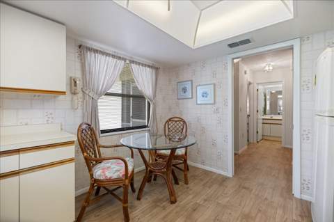 462 Oak Hill Circle #5, Sarasota FL - photo 6 of 6