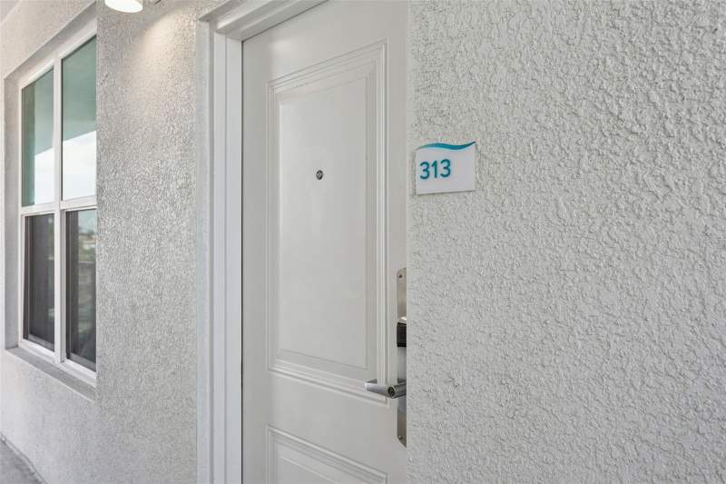 2 bedroom Condo - Hotel at 11500 Gulf Boulevard #313, Ocean Club Treasure Island A Resort Condo, Treasure Island — photo 2