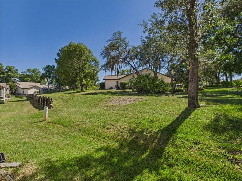 3 bedroom Villa at 7511 Heather Walk Drive, Heather Walk, Weeki Wachee — photo 5