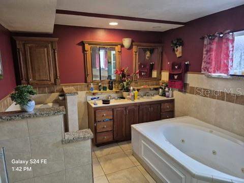 5 bedroom Single Family Residence at 6121 Holiday Hill Lane, Robinswood Heights 5th Add, Orlando — photo 3