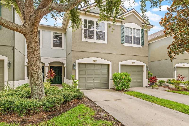 3 bedroom Townhouse at 4879 Pond Ridge Drive, Valhalla Ph 1-2, Riverview — photo 2