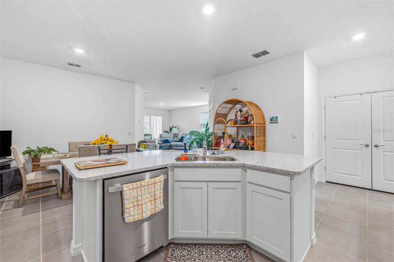 3 bedroom Villa at 2541 Bending Bonsai Drive, Woodcreek, Wesley Chapel — photo 5
